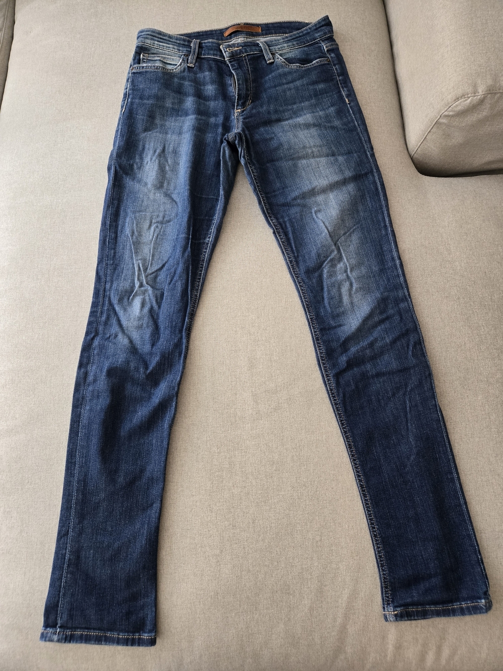 Joe's Jeans Women's Mid-Rise Stretch Skinny Jeans, 28